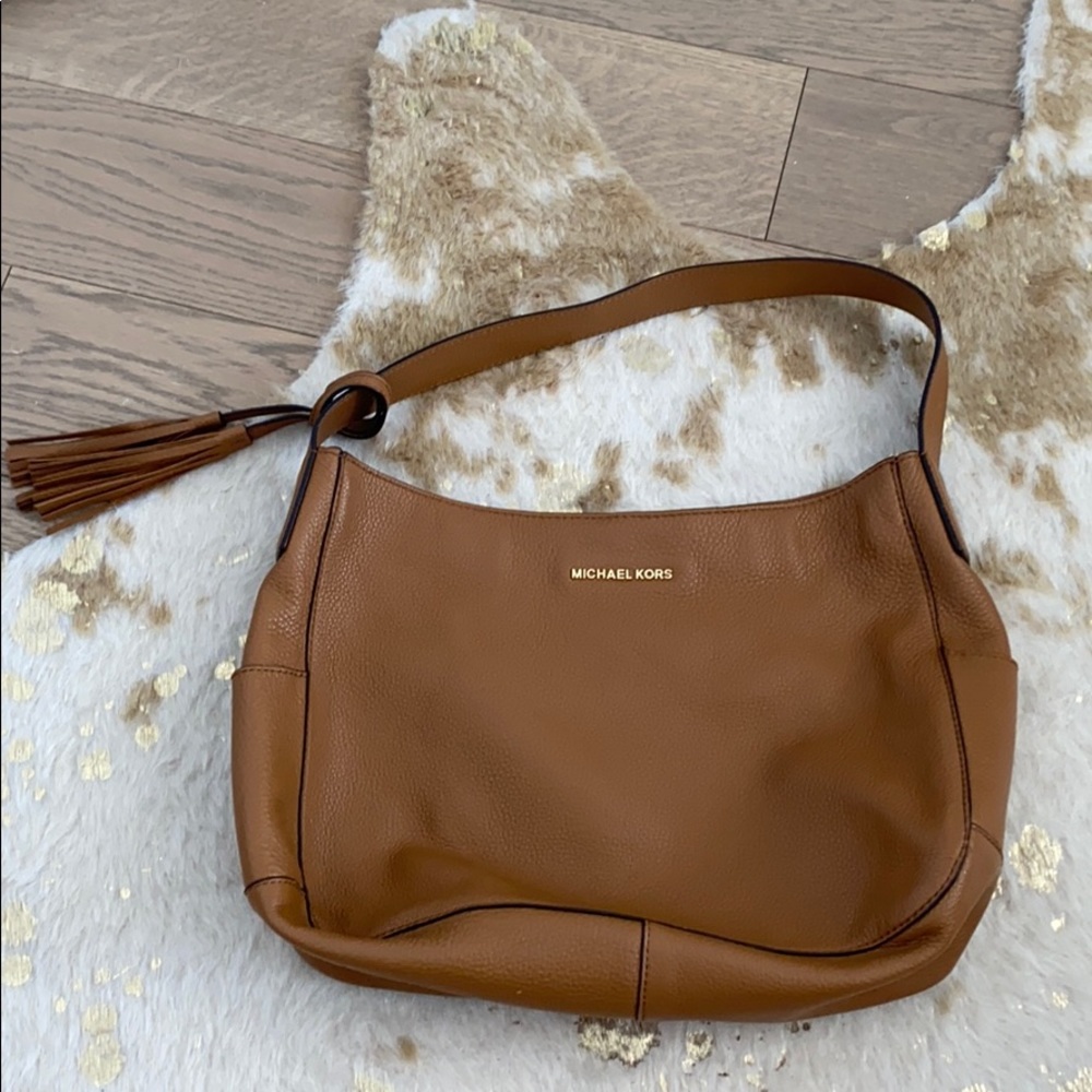 MK Medium Shoulder Tote Bag